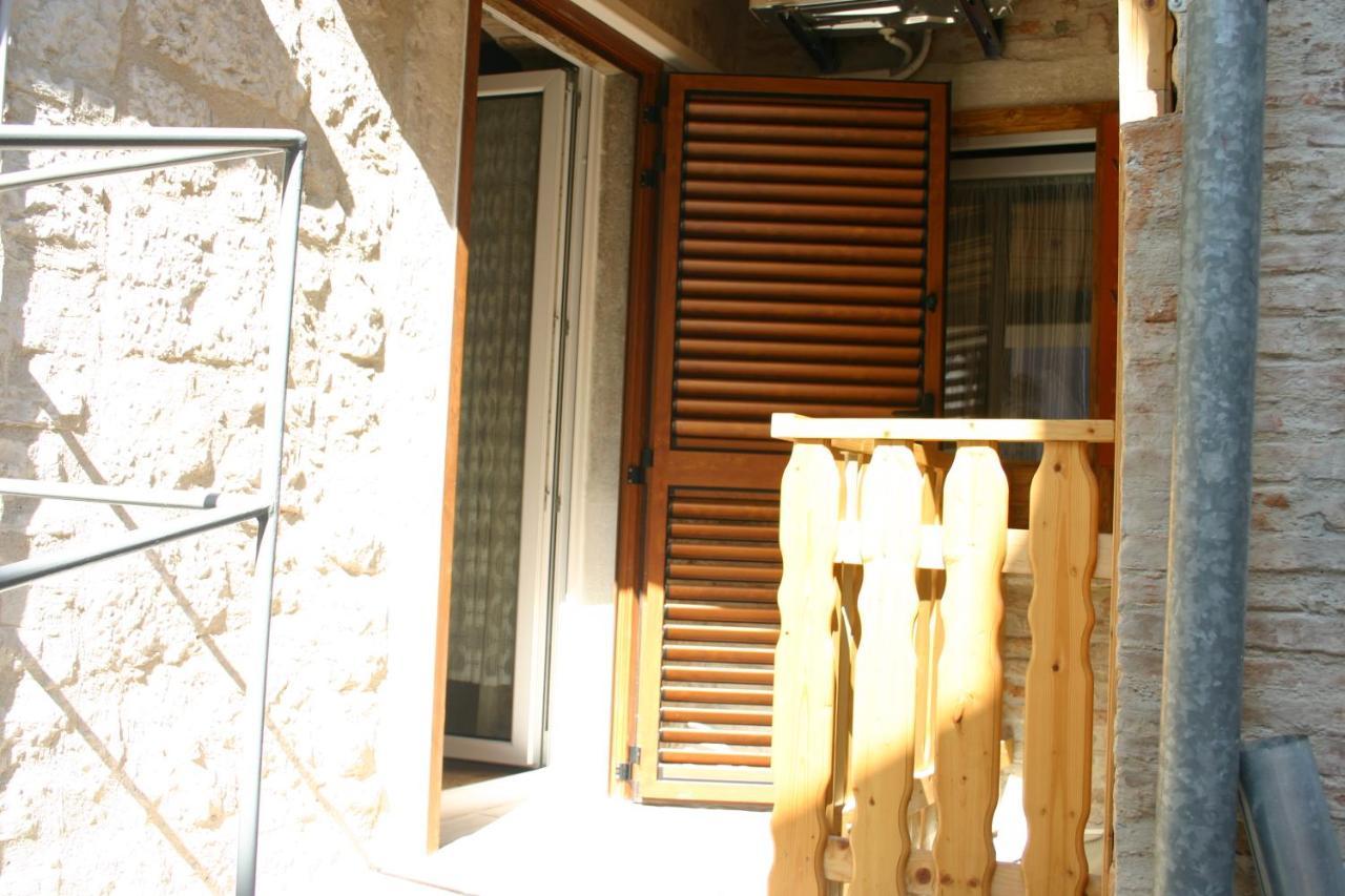 Studio Apartment La Maison De Catherine Rovinj Kültér fotó
