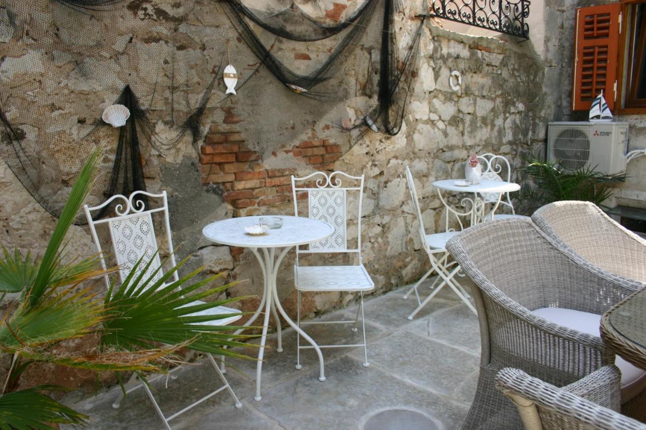 Studio Apartment La Maison De Catherine Rovinj Kültér fotó