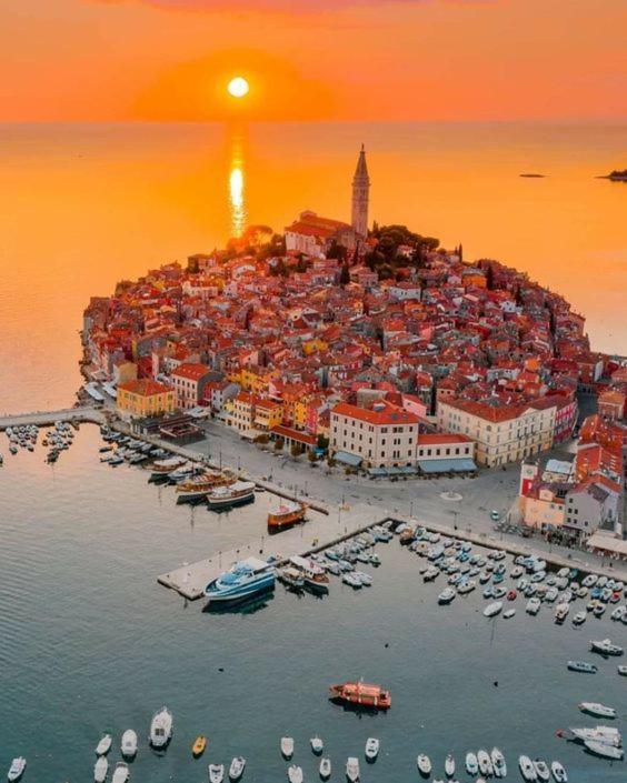 Studio Apartment La Maison De Catherine Rovinj Kültér fotó
