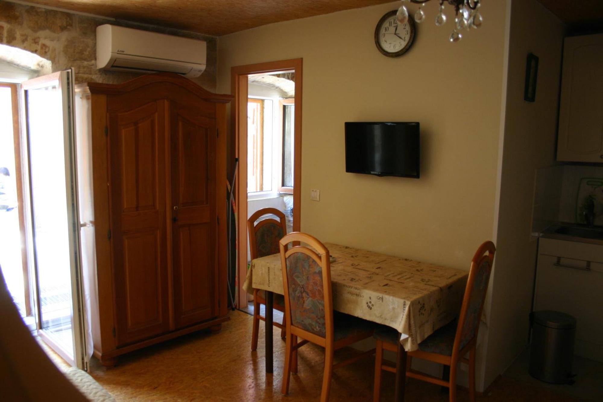Studio Apartment La Maison De Catherine Rovinj Kültér fotó